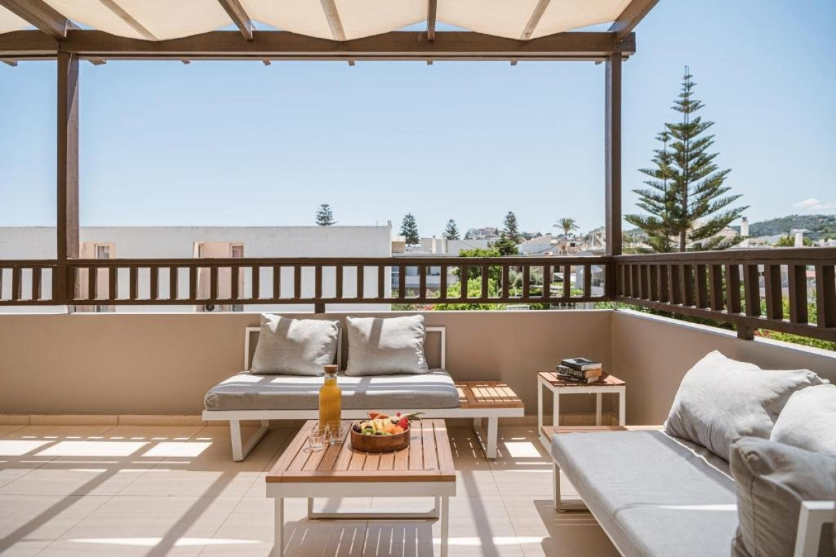 Erato Beach Hotel