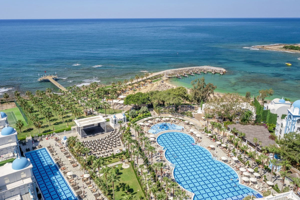 Rubi Platinum SPA Resort and Suites