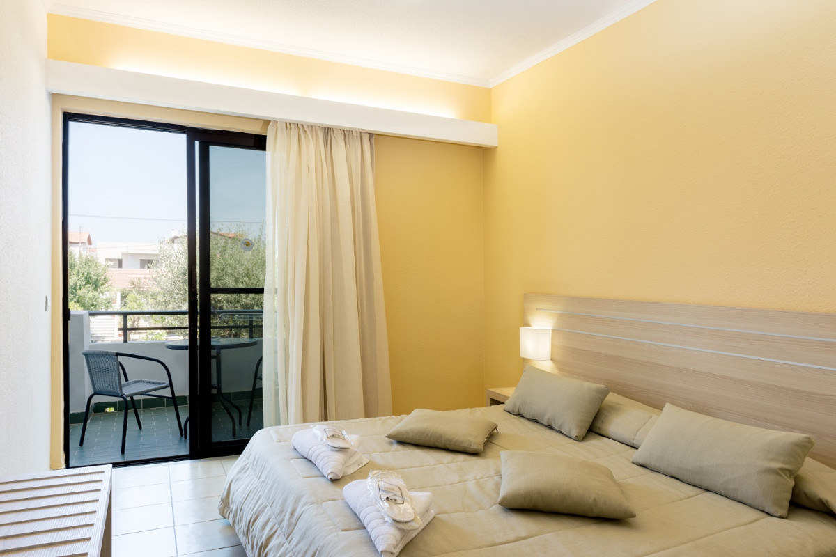 TERINIKOS SUNNY GARDEN HOTEL
