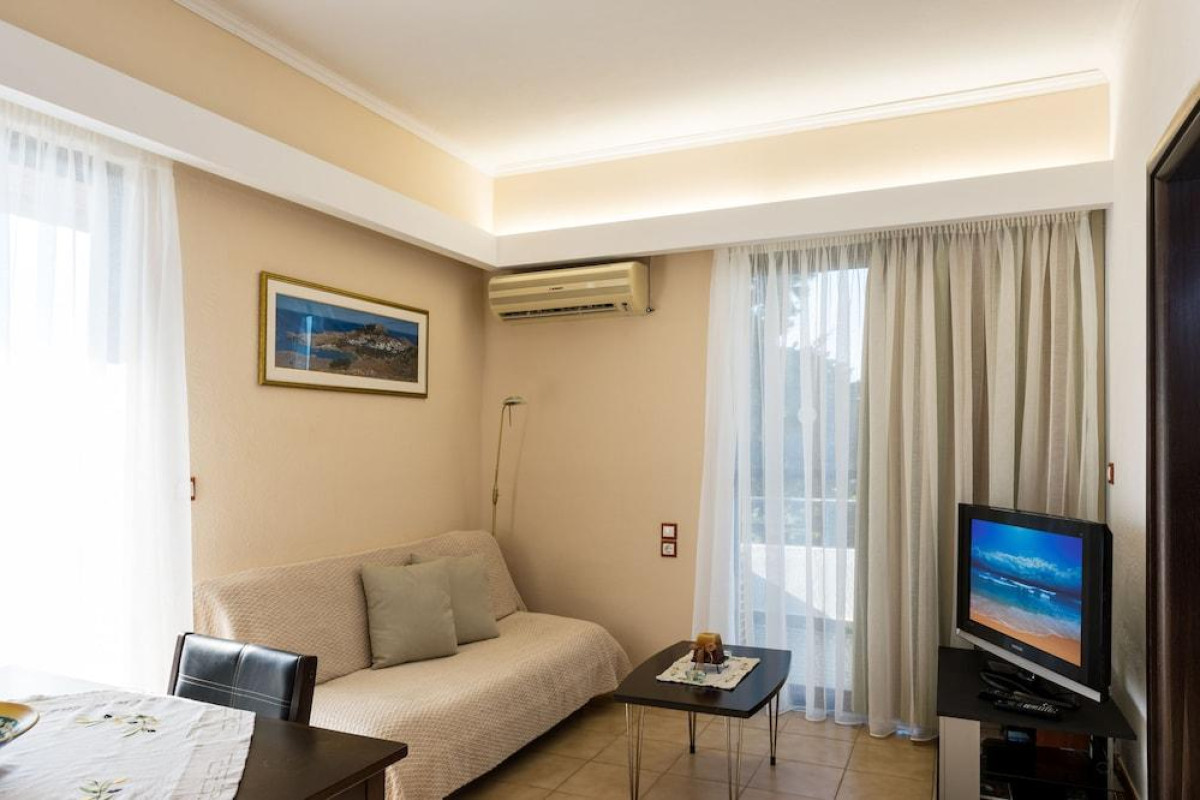 Terinikos Sunny Garden Hotel & Junior Suites