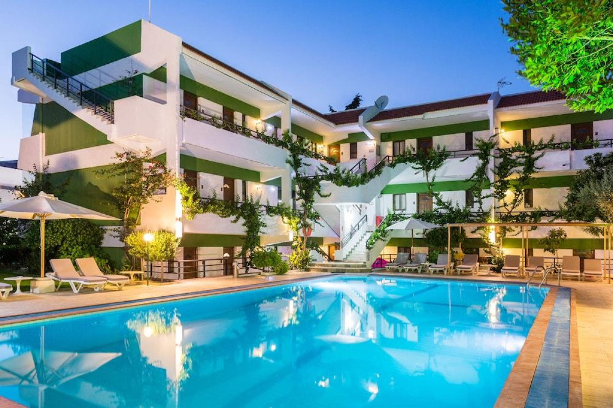 Terinikos Sunny Garden Hotel & Junior Suites