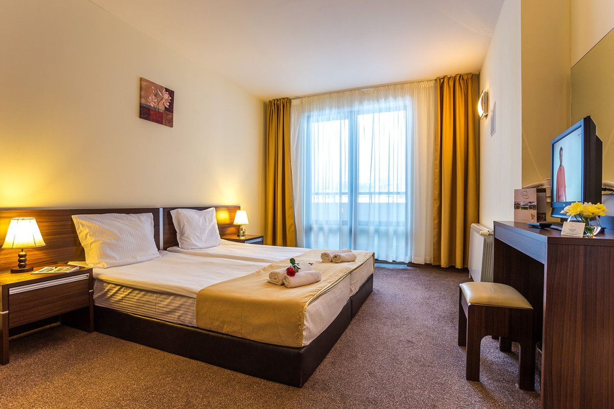 TERRA HOTEL