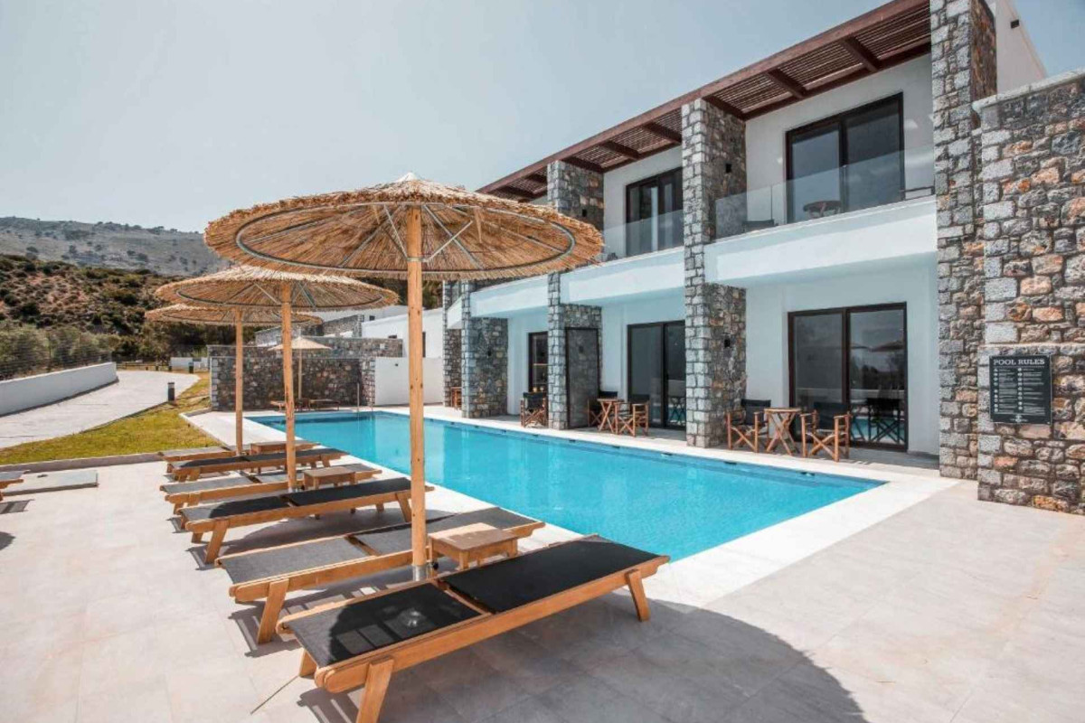 Terra Pietra Luxury Villas and Suites