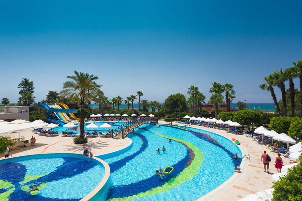 TERRACE BEACH RESORT
