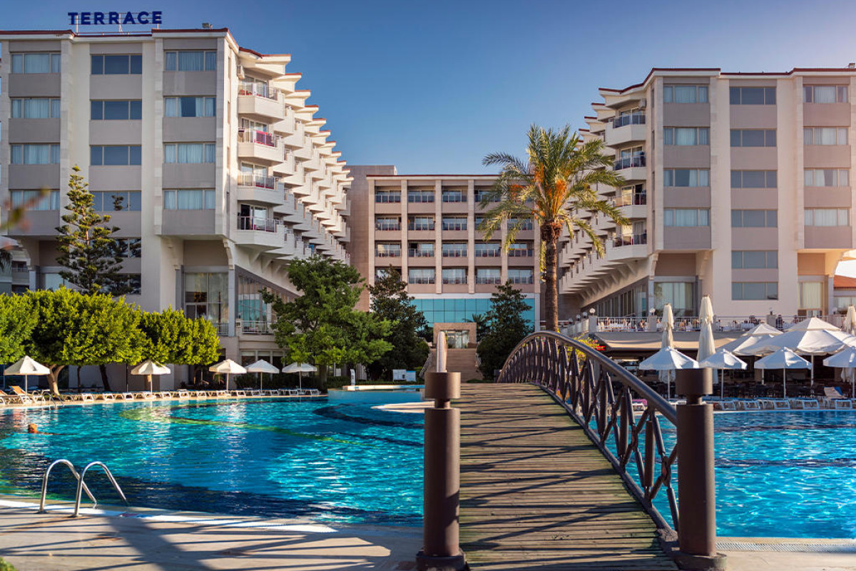 TERRACE BEACH RESORT