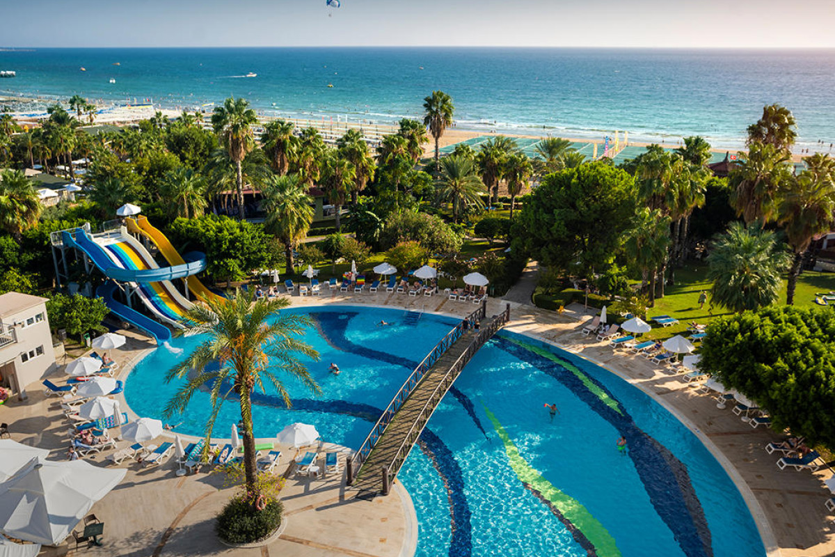 TERRACE BEACH RESORT