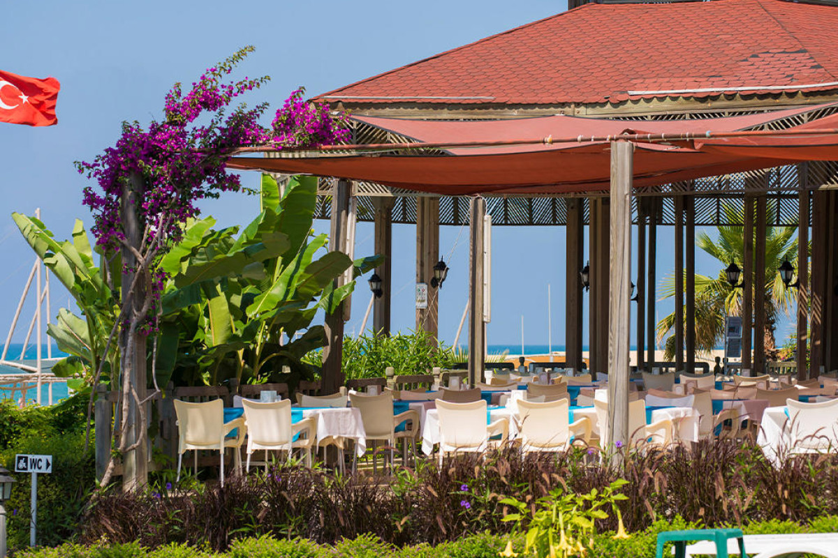 TERRACE BEACH RESORT