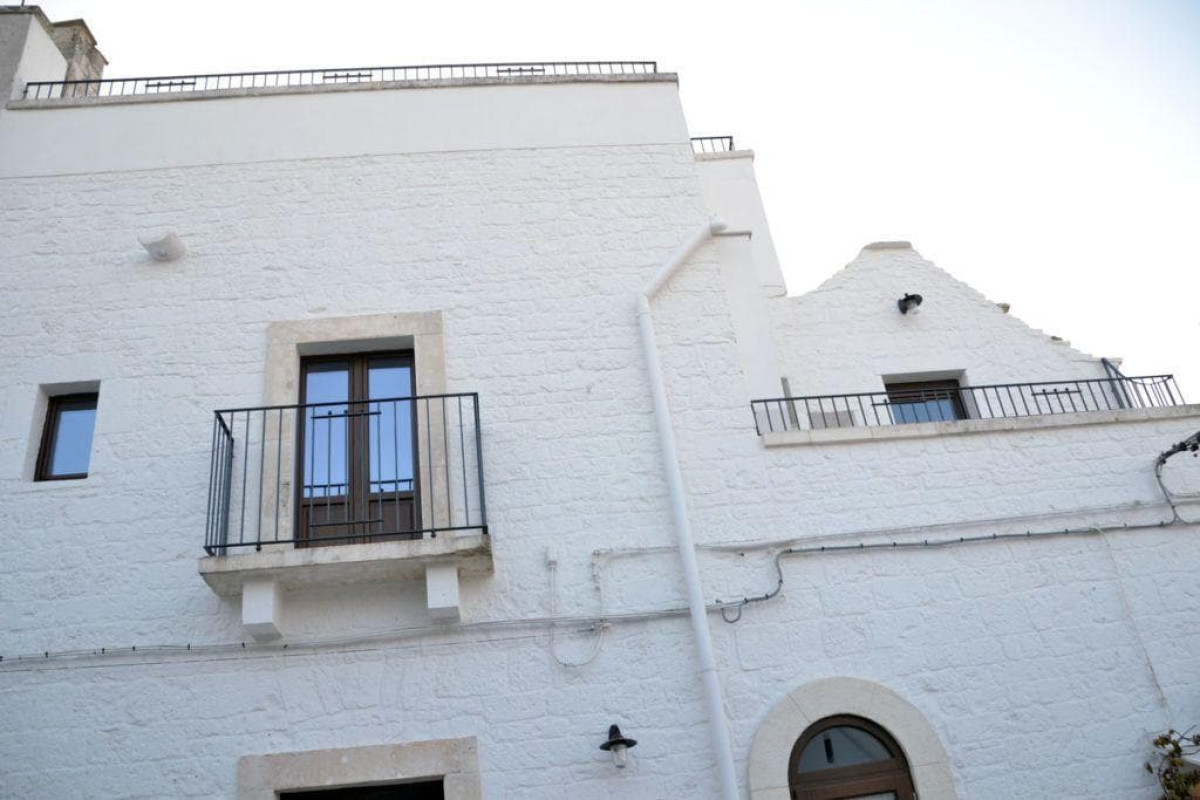 TERRAZZA SUI TRULLI (BARI PROVINCE, 56 KM FROM BARI CITY)
