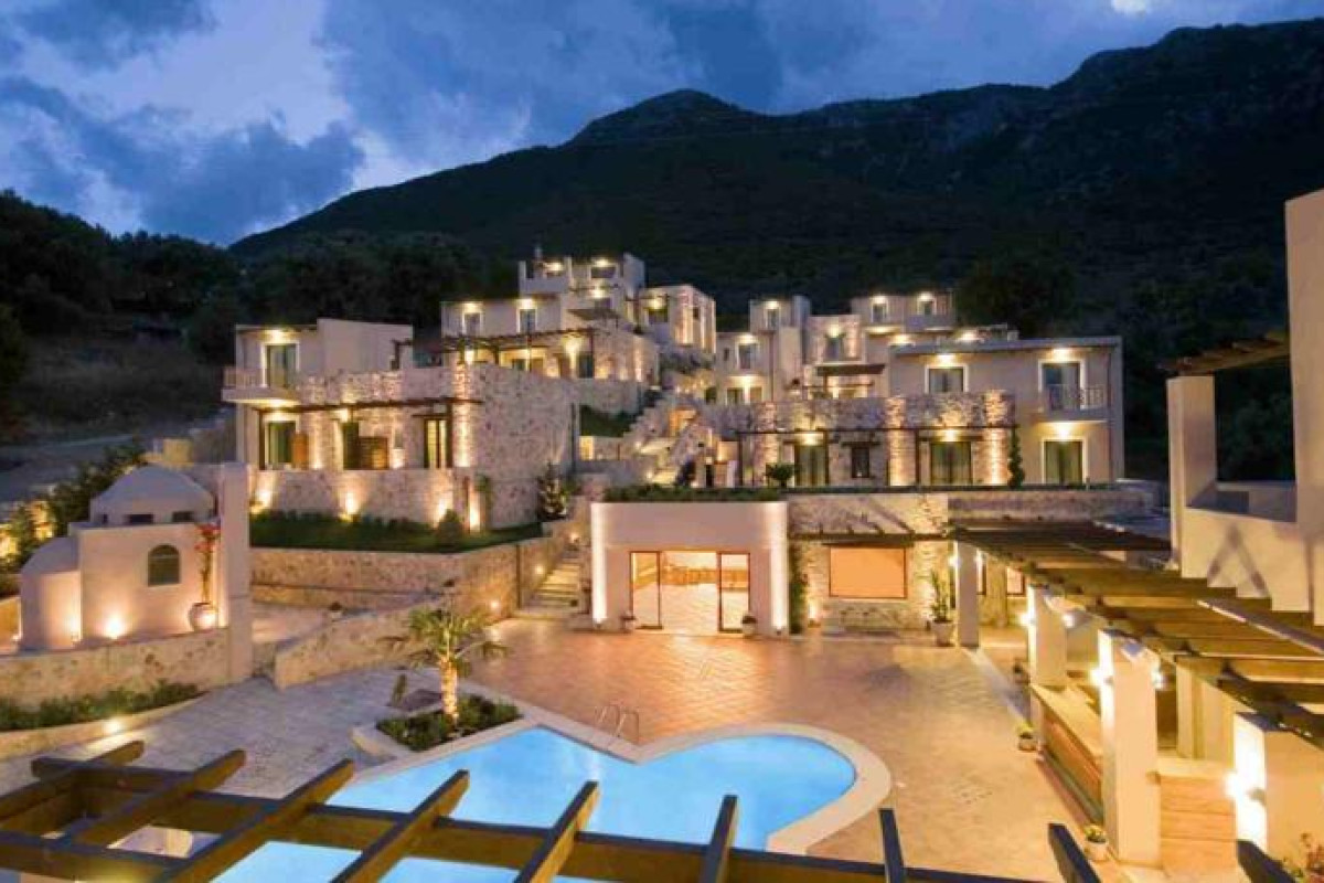 Tesoro Hotel