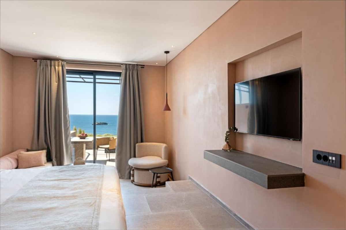 Tetra Resort  Spa