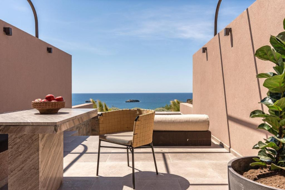Tetra Resort  Spa