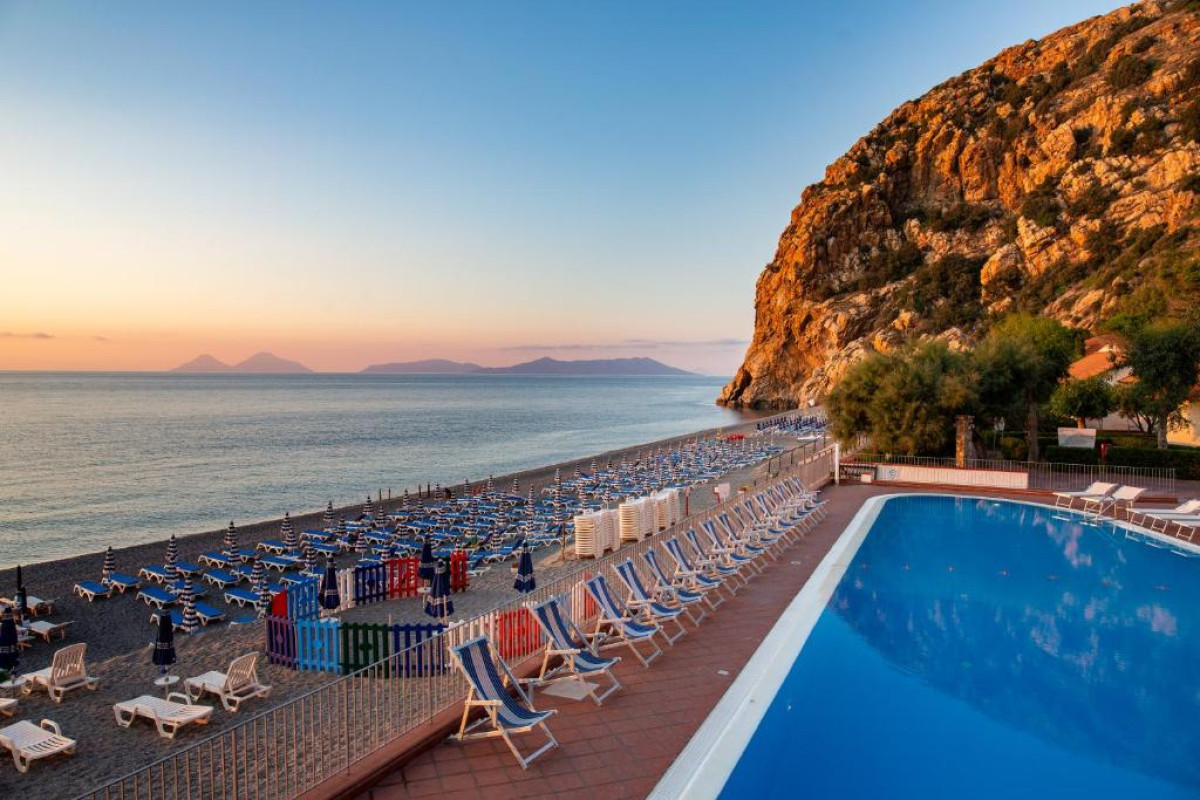 TH Gioiosa Mare - Capo Calavà Village