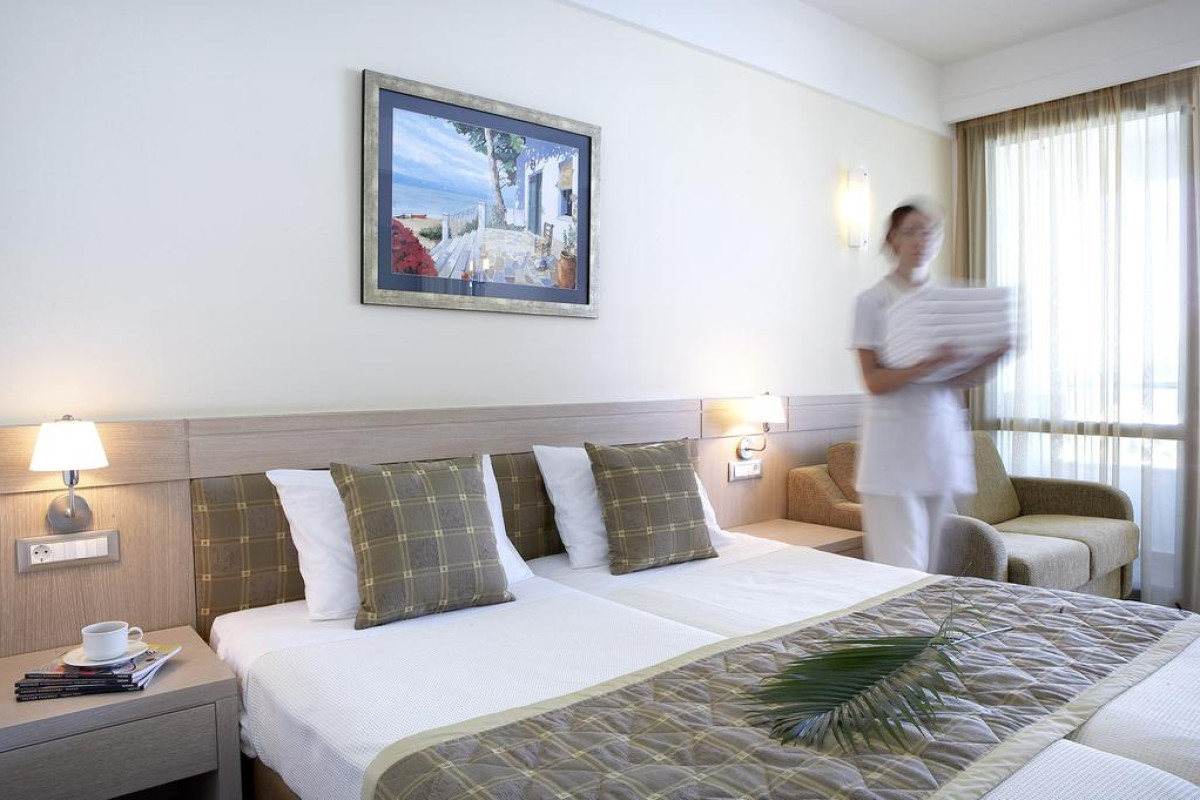 THALASSA BEACH RESORT Adults only 16+