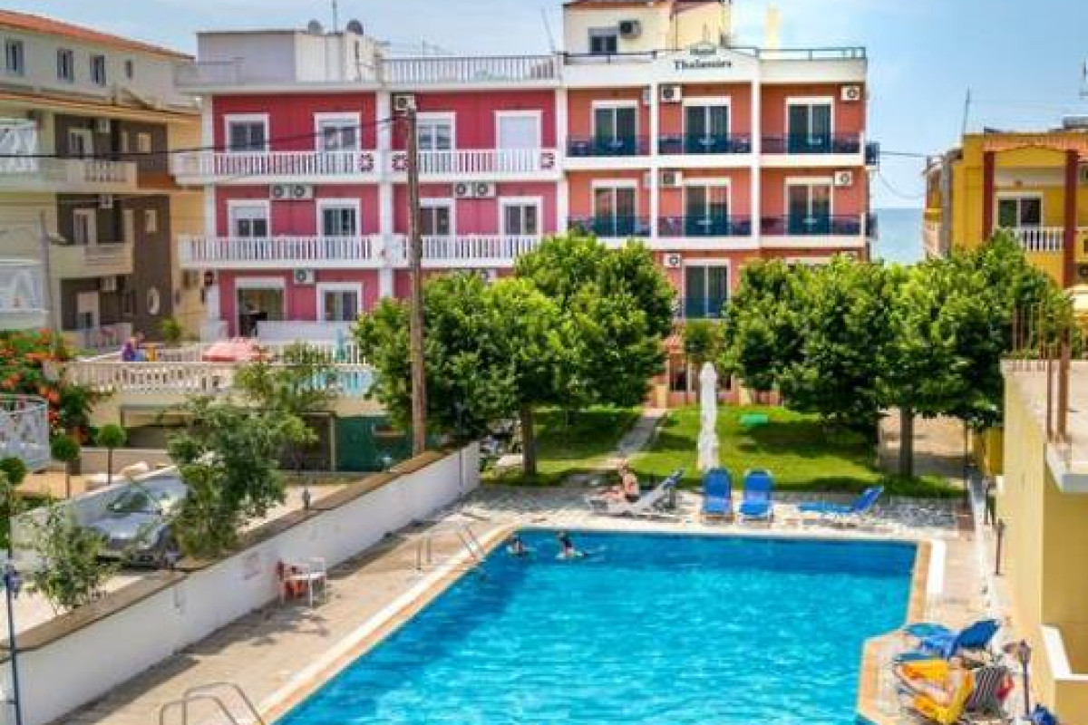 Thalassies Hotel