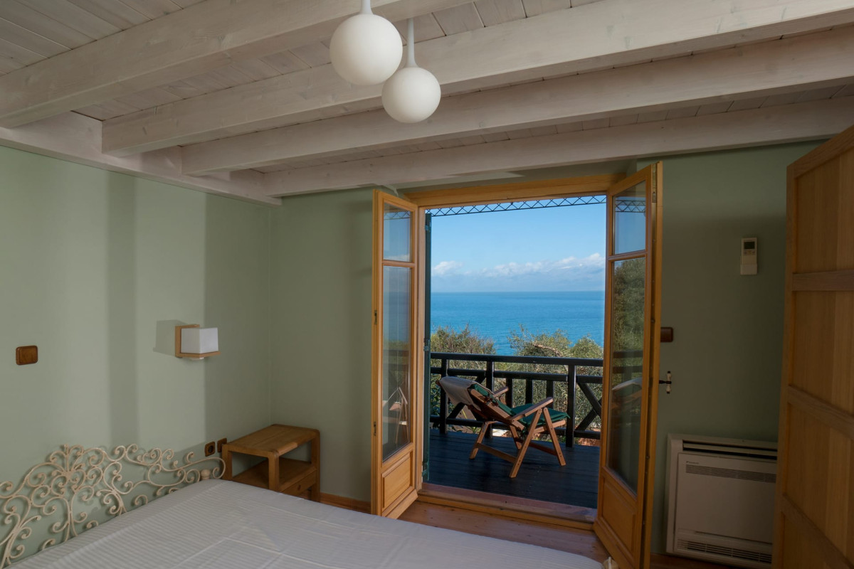 Thalia Cottage & Estate