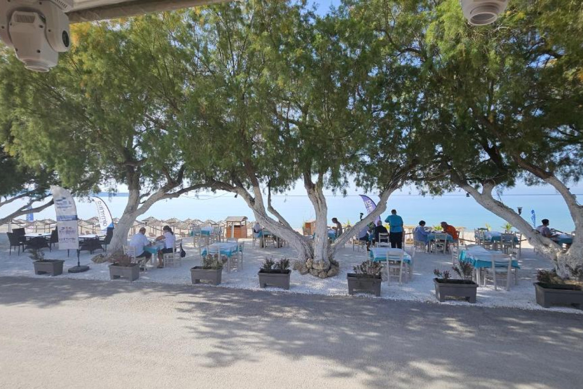 Grand Beach Hotel(DE STERS)