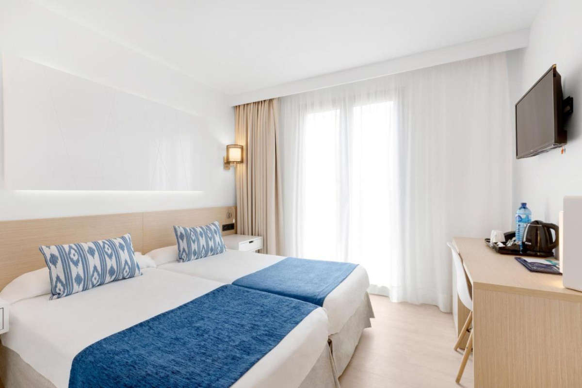 THB FELIP - ADULTS ONLY -