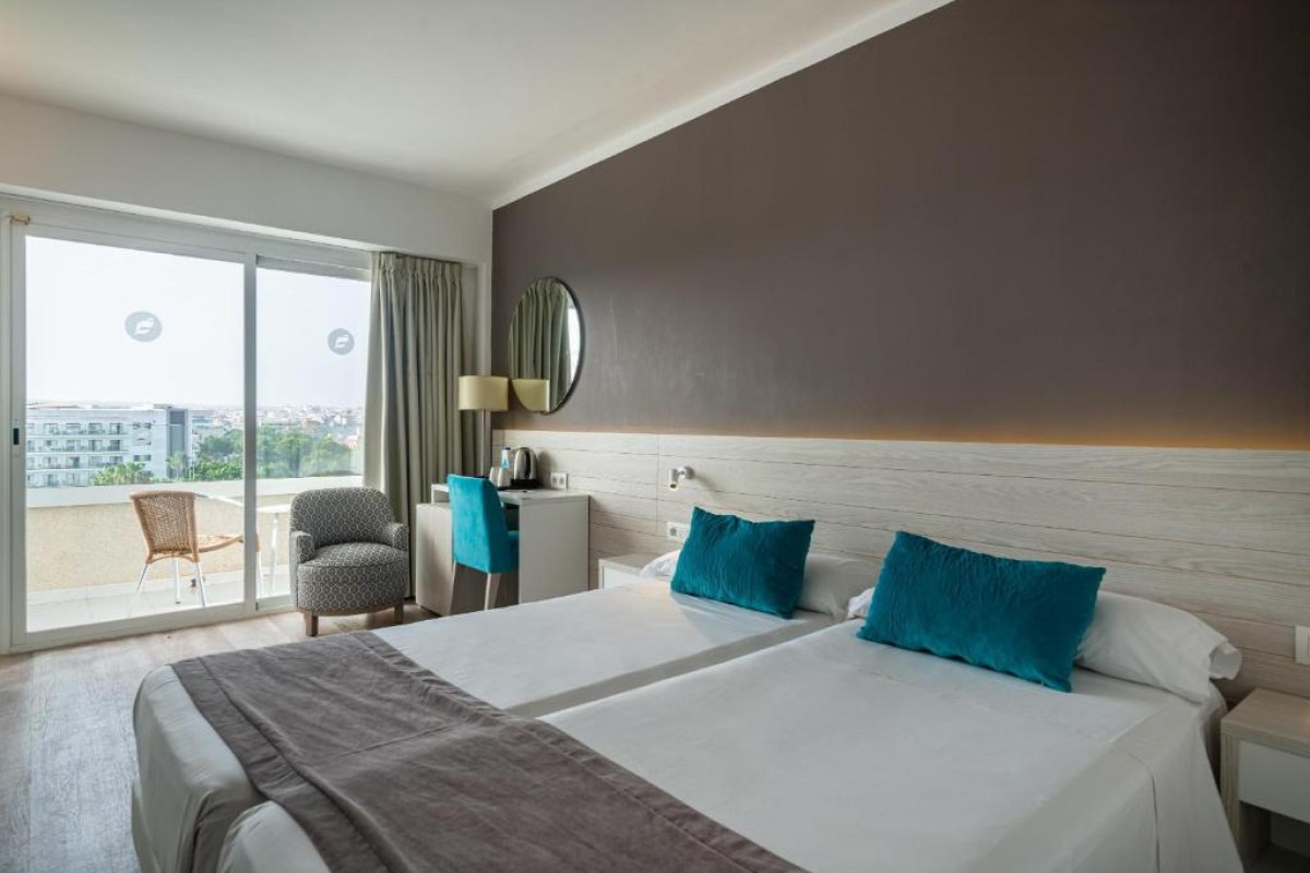 THB Niagara - Adults Only