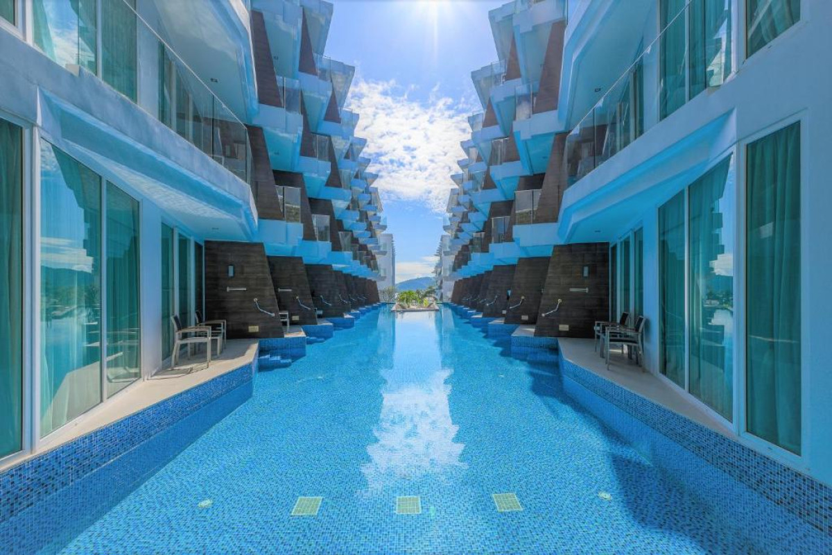 THE BEACHFRONT HOTEL PHUKET