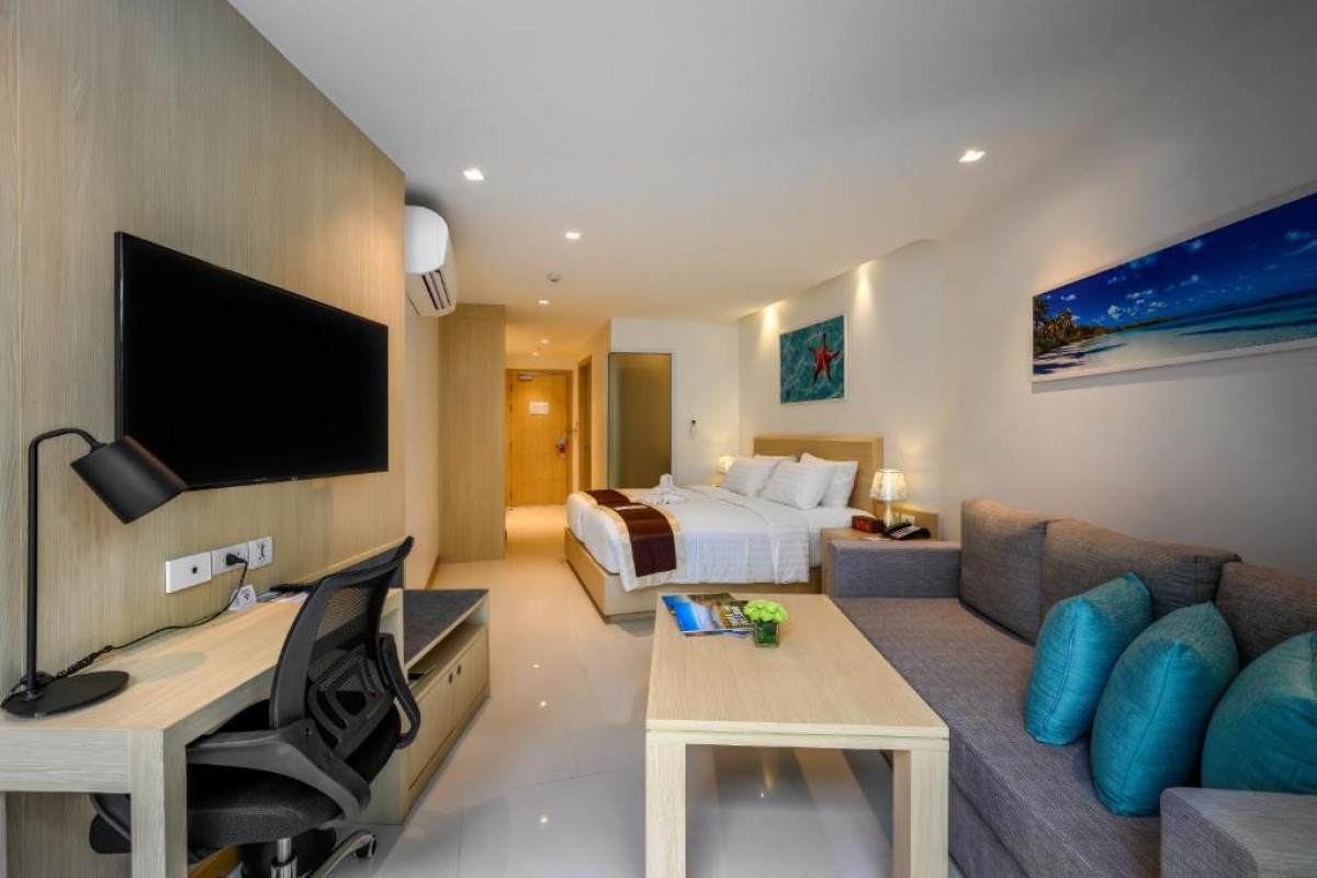 THE BEACHFRONT HOTEL PHUKET