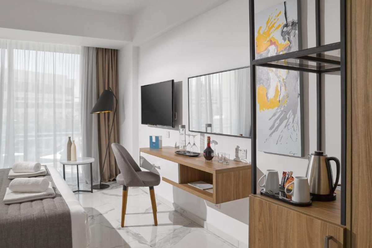 The Blue Ivy Hotel & Suites