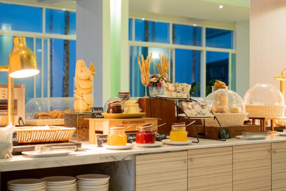 The Briza Beach Resort Khao Lak