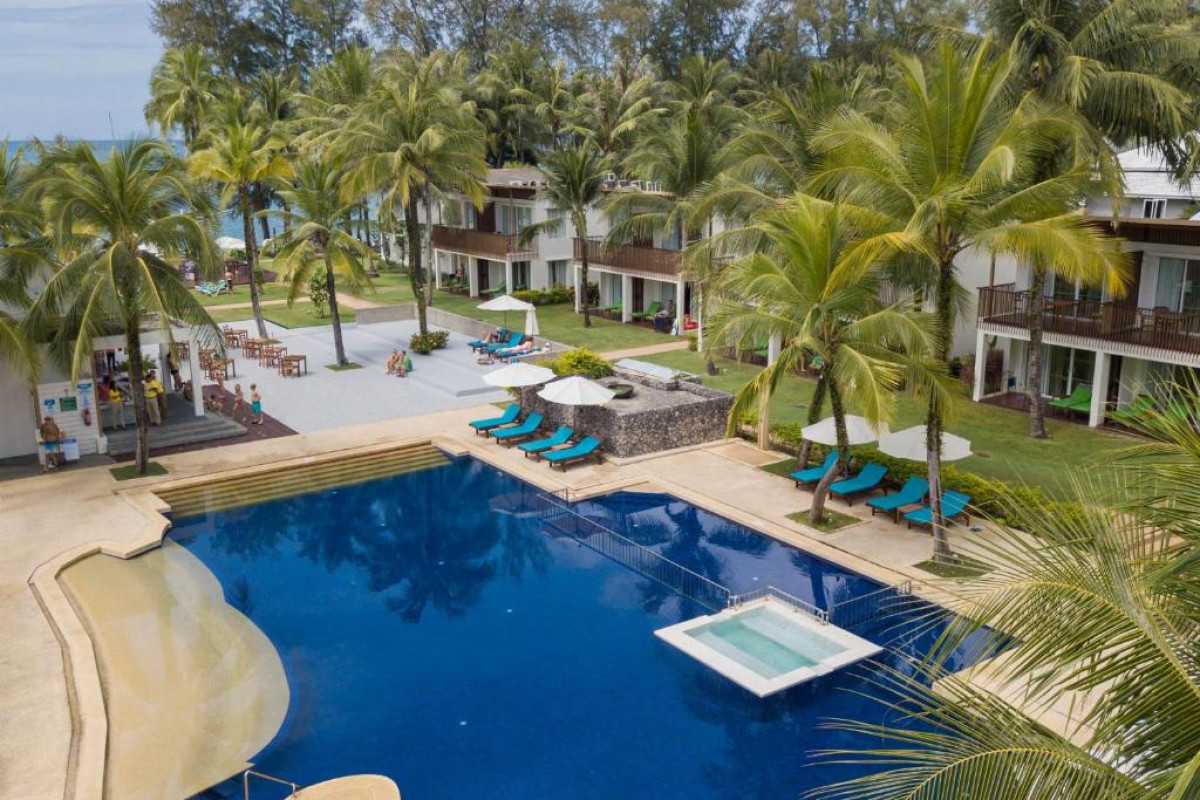 The Briza Beach Resort Khao Lak