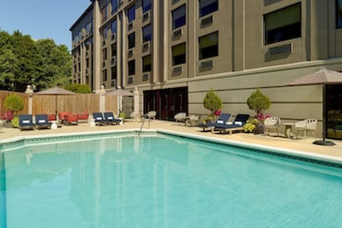 THE BURGESS ATLANTA A TRIBUTE PORTFOLIO