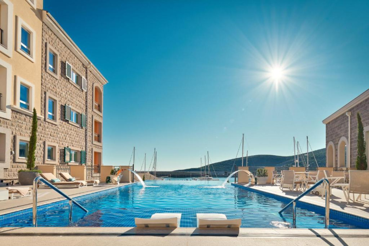 The Chedi Lustica Bay