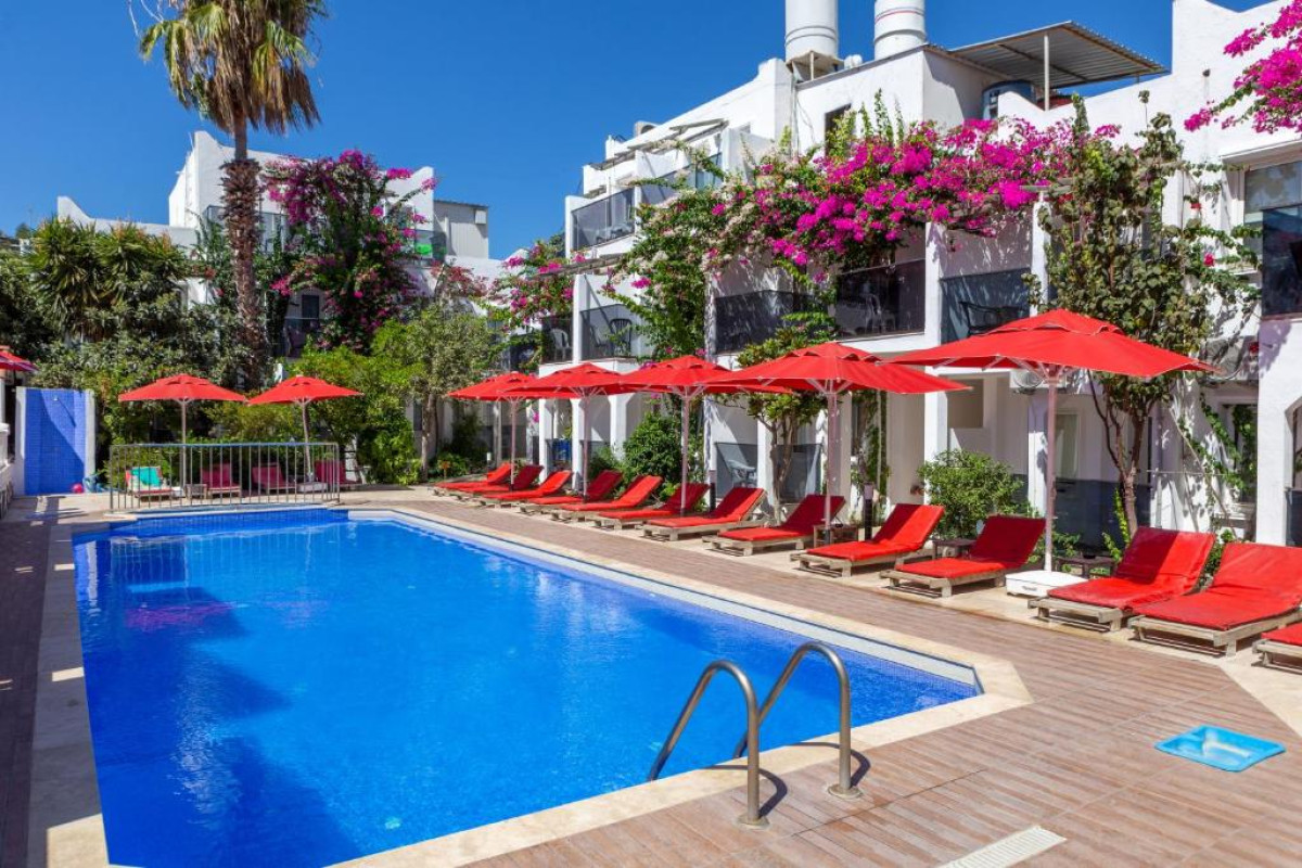 THE HELLO HOTEL