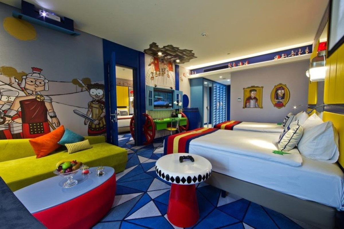 THE LAND OF LEGENDS - KINGDOM HOTEL