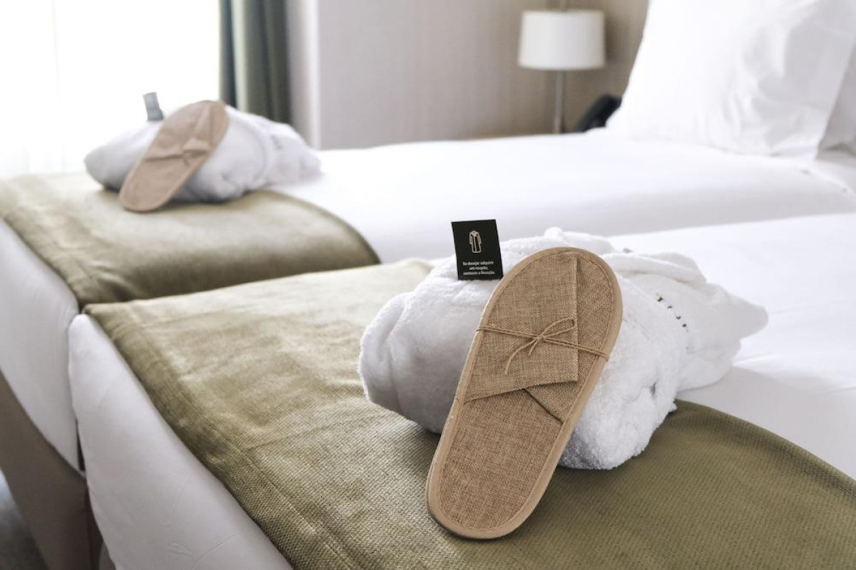 THE LEAF BOUTIQUE HOTEL