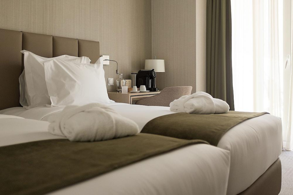 THE LEAF BOUTIQUE HOTEL