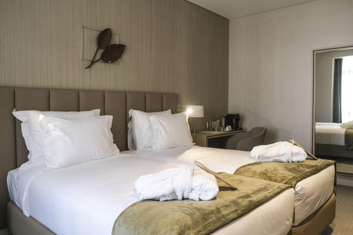 THE LEAF BOUTIQUE HOTEL