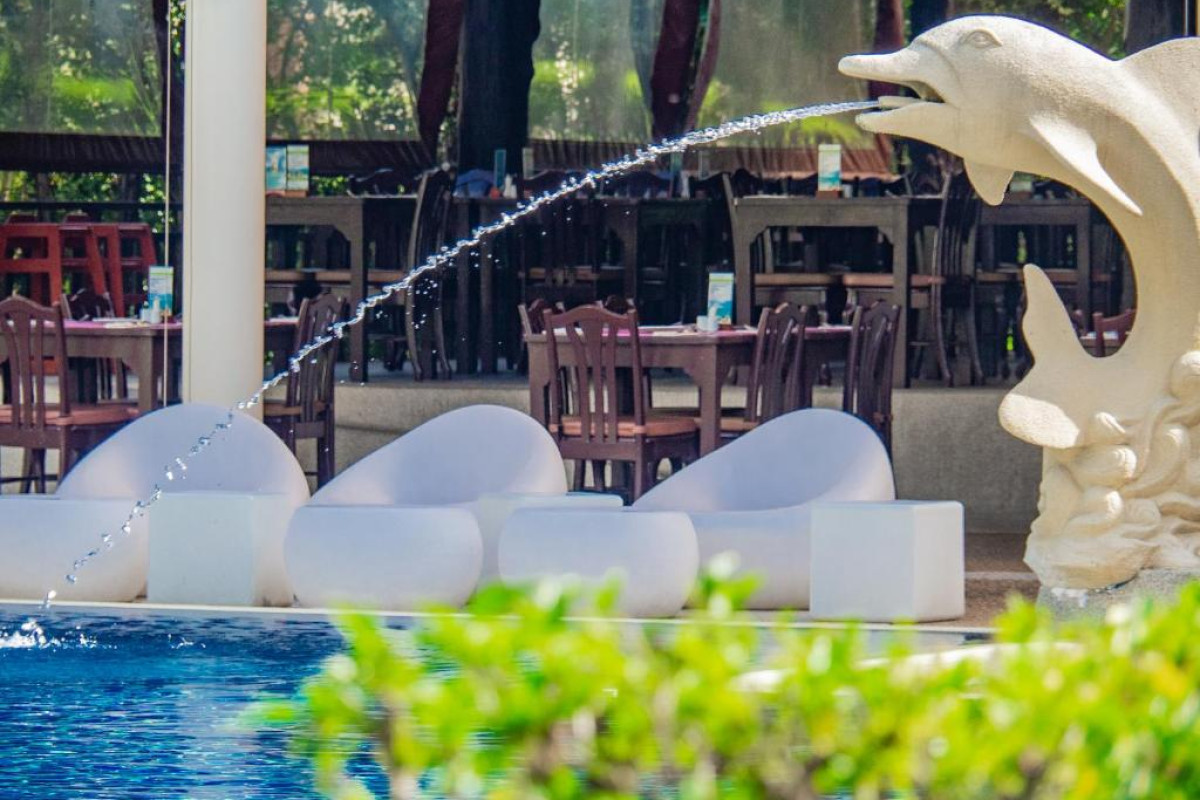 The Leaf Oceanside by Katathani Resort