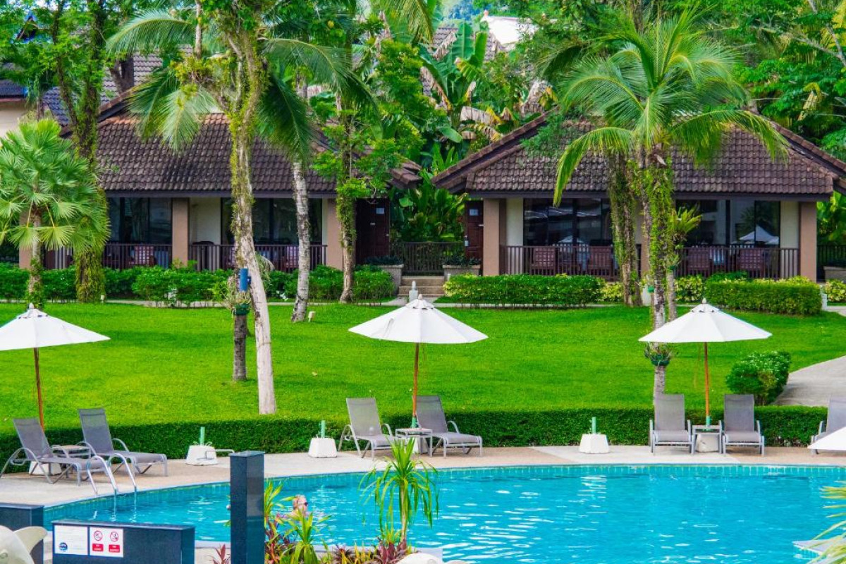 The Leaf Oceanside by Katathani Resort