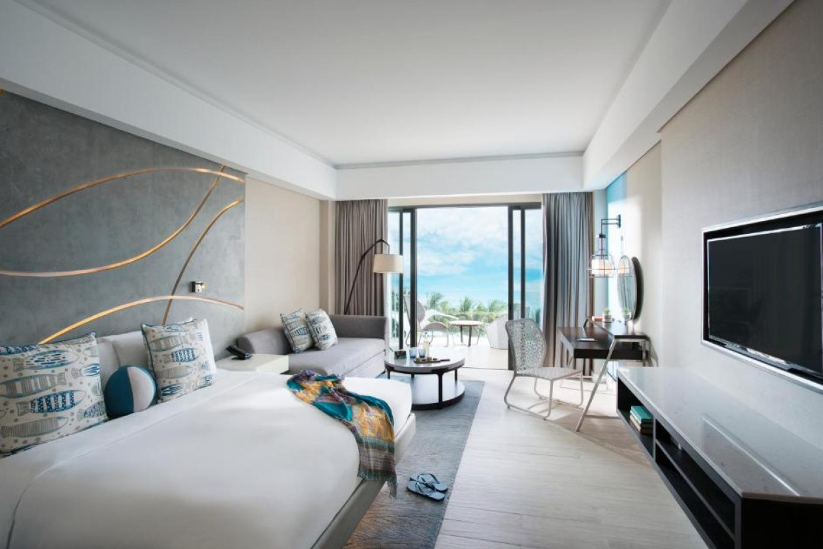The Lind Boracay