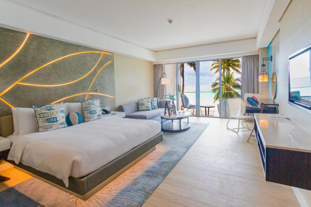 The Lind Boracay