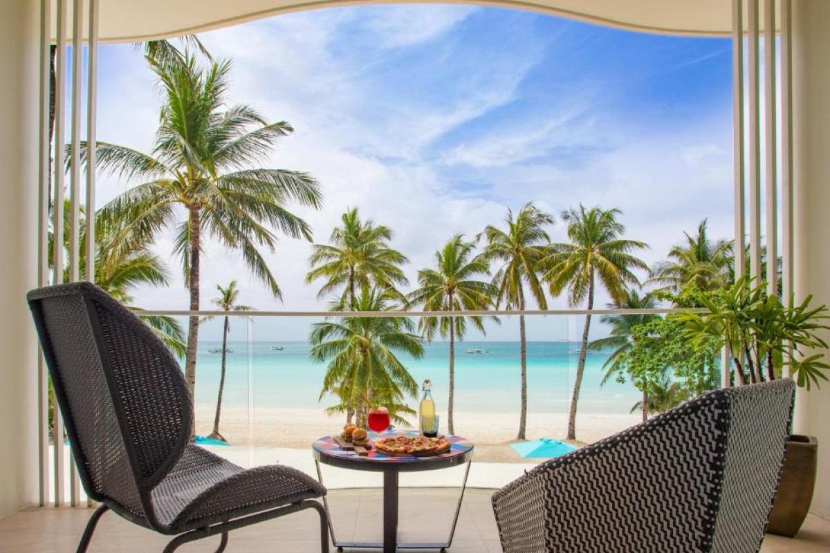 The Lind Boracay