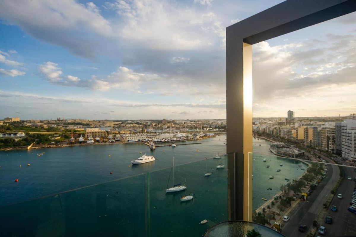 The Londoner Hotel Sliema