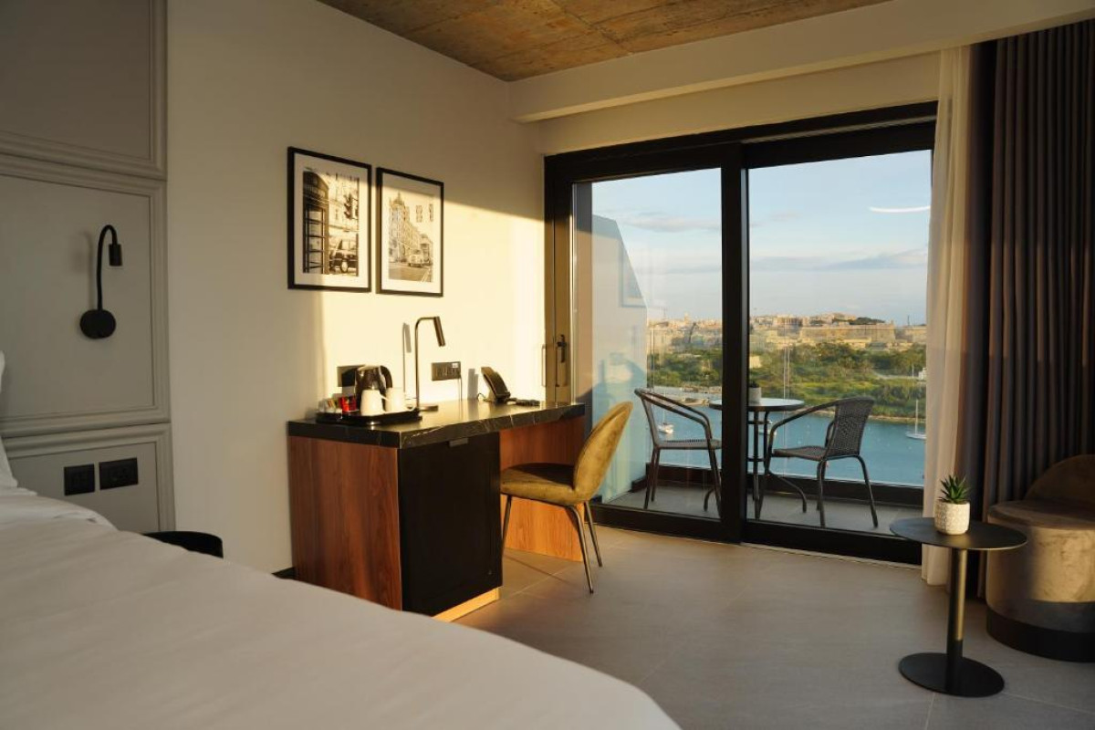 The Londoner Hotel Sliema
