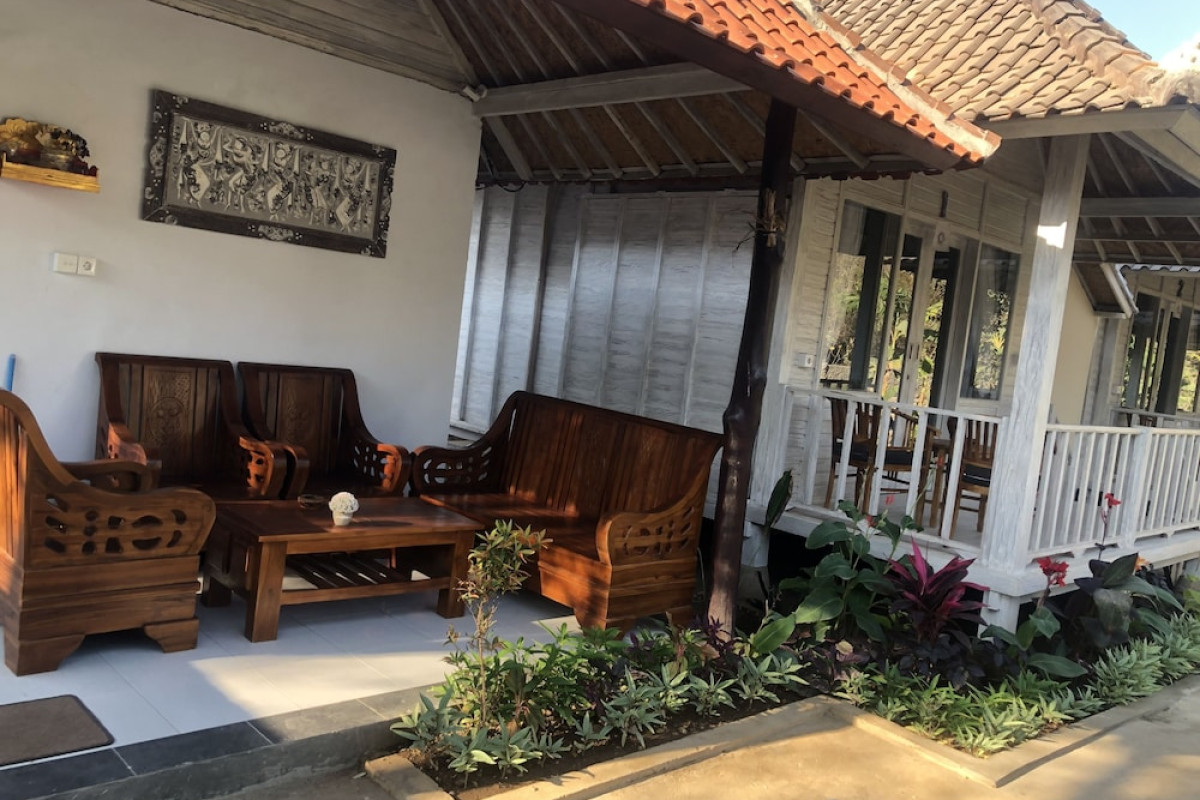 The Lucky Cottage