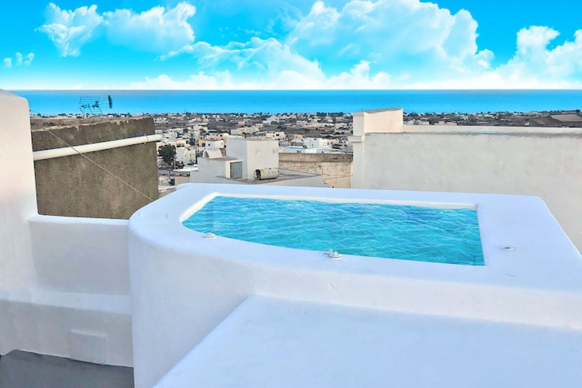 The Luna Suites