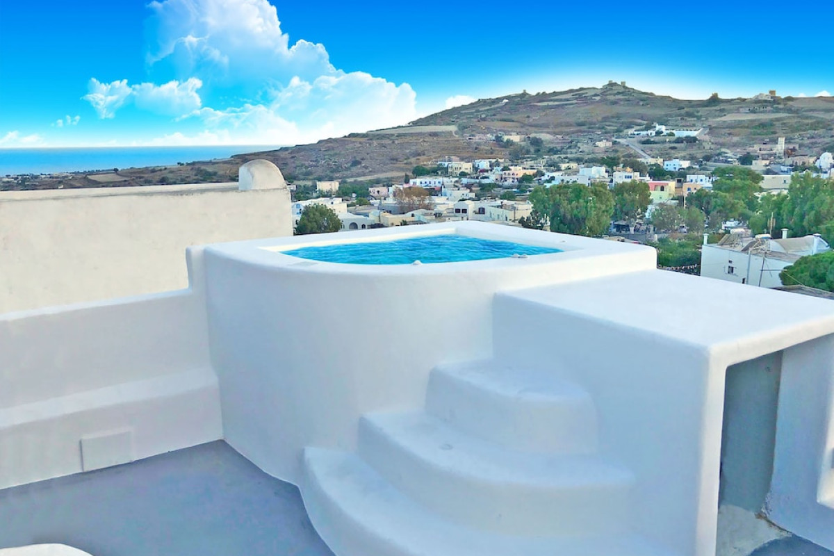 The Luna Suites