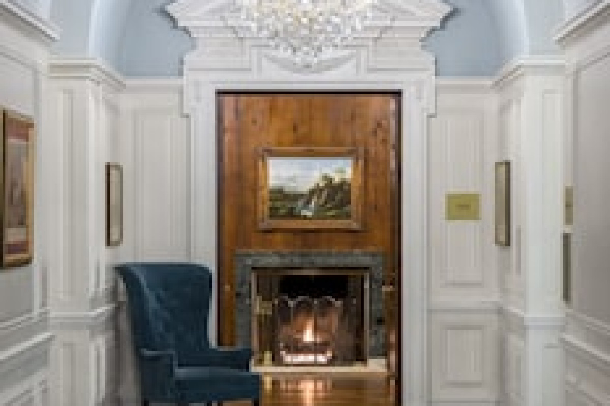 THE MANSION AT GLEN COVE