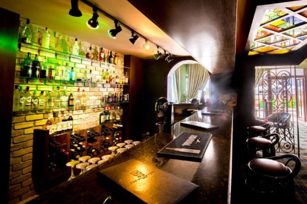 THE OLIVE TREE HOTEL