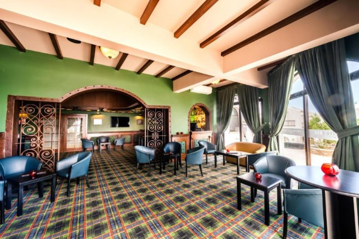 THE OLIVE TREE HOTEL
