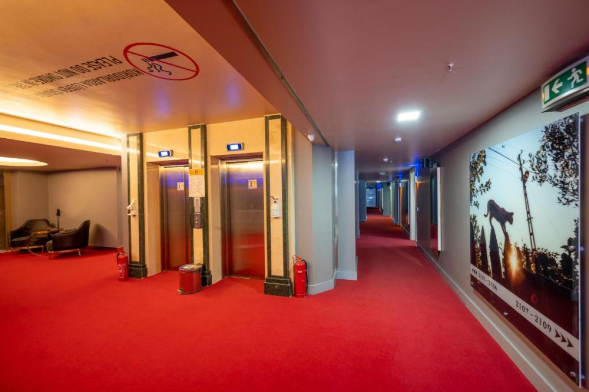 The Peak Hotel