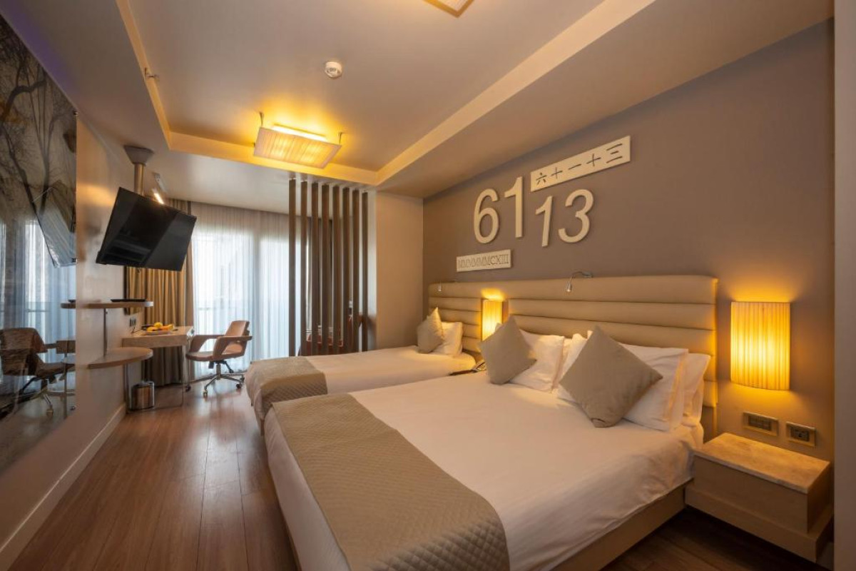 The Peak Hotel