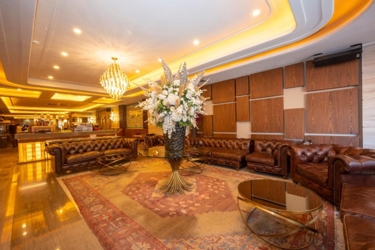 The Peak Hotel